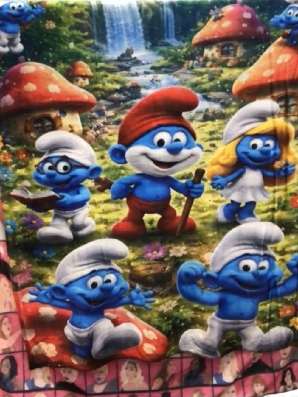 Smurfs Twin Size Flannel Blanket Super Soft Colorful Mushroom Village